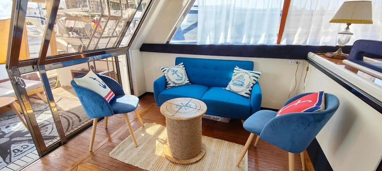 Botel Panaby - House Boat Hotel Palermo Italy