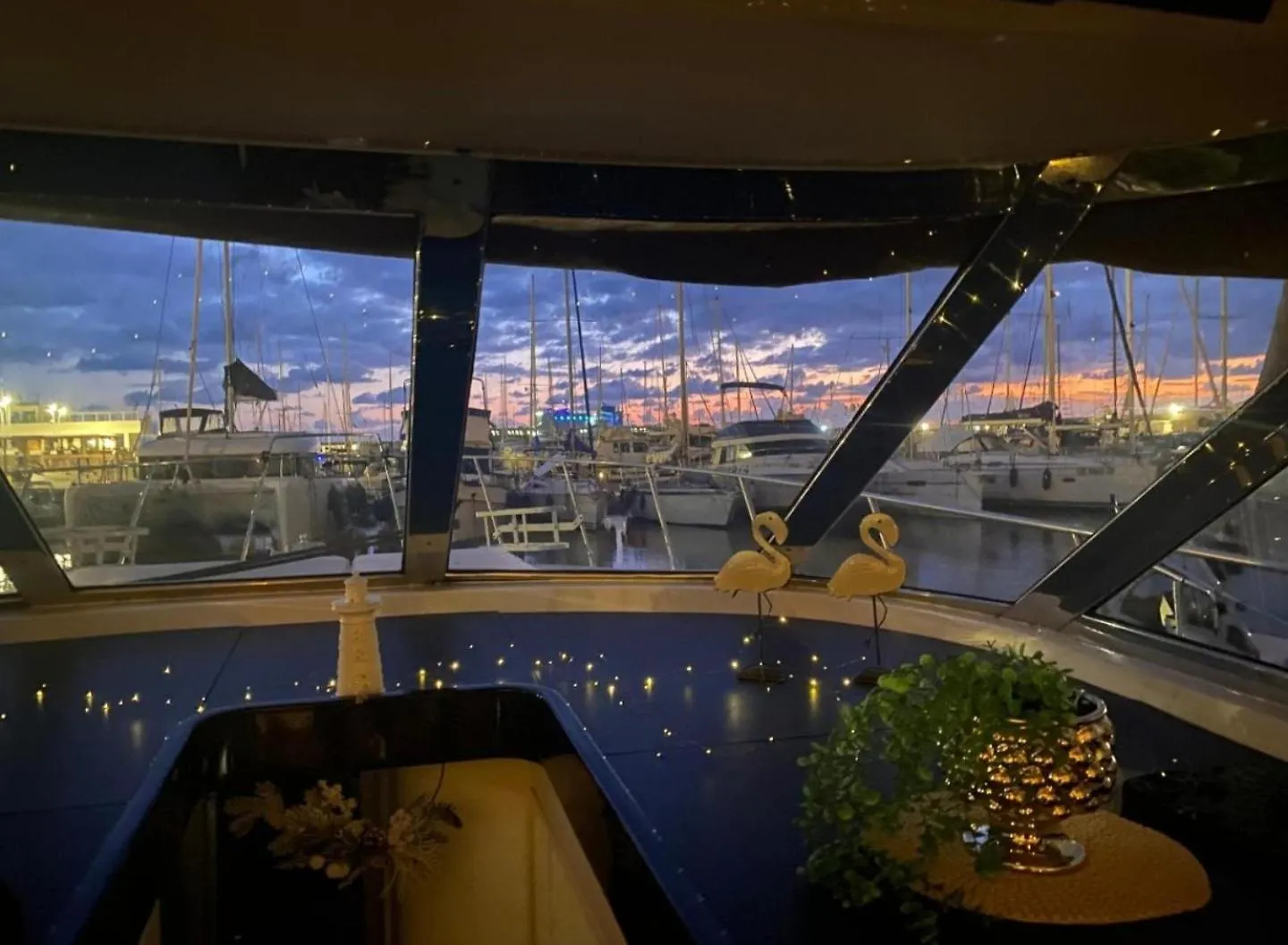 Panaby - House Boat Hotel Palermo