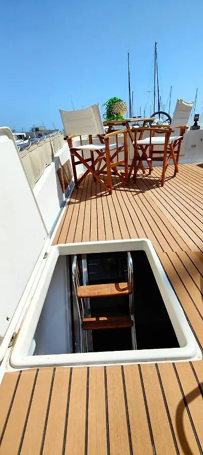 Bateau-hôtel Hotel Panaby - House Boat à Palerme